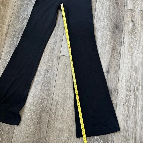 Lululemon Groove Nulu Flare Pant Black Size 4 High Rise 32” Inseam - Picture 7 of 12